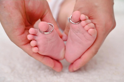 姜堰怎么给宝宝称体重